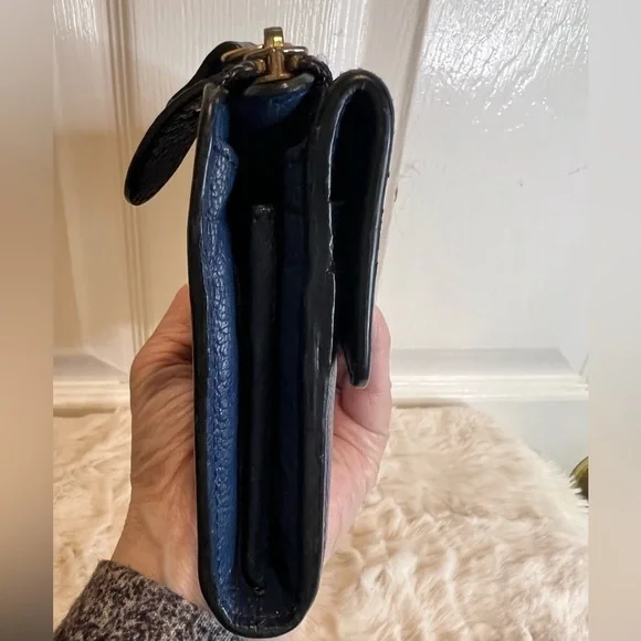 CHLOE VINTAGE ELISE BLUE LEATHER ZIP WALLET - Picture 4 of 16